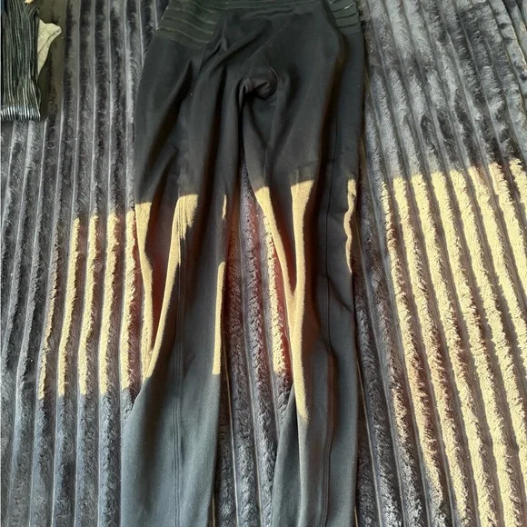 Bombshell Sportswear Black athletic pants - Picture 5 of 5